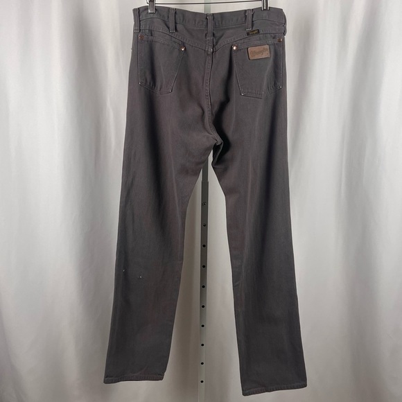 Vintage Wrangler 35 x 36 Grey Work Pants Jeans Workwear Rugged Chore Barn Grunge - Picture 2 of 8